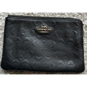 Coach Corner Zip Wristlet Signature C Pattern Leather Gold/Black No Strap